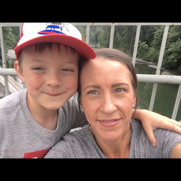 Meet your Posher, Kristina - Picture 4 of 13